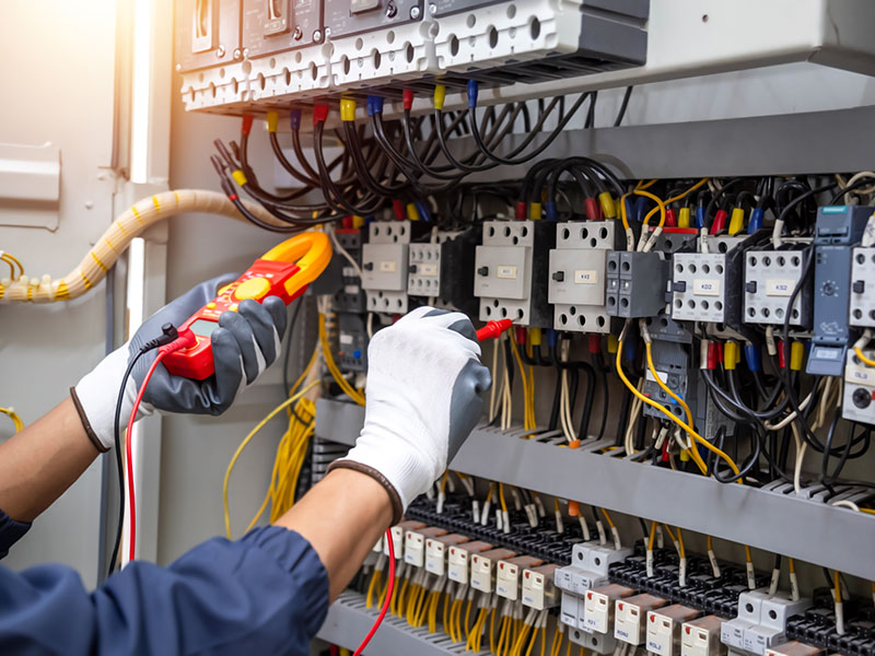 Erkılıç Elektrik olarak, elektrik ve elektronik alanında geniş kapsamlı çözümler sunuyoruz. 